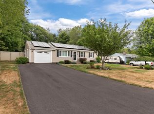 85 Clementel Dr, Durham, CT 06422