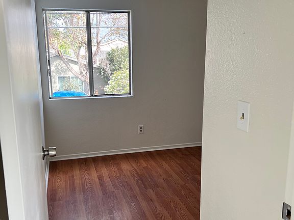 4th image of 3351 W 135th St #B