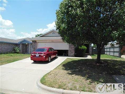 2nd image of 10524 Flamewood Dr