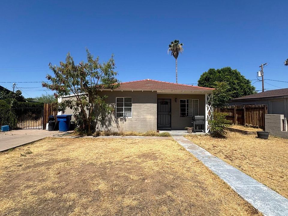 1st image of 126 N HUNT Drive W