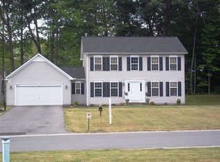 206 Knights Trl W, Rochester, NY 14624