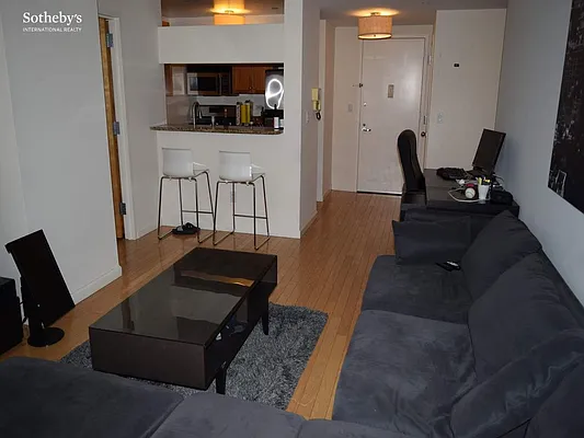 Rented by Sotheby's International Realty | media 2