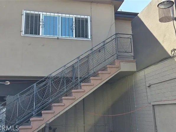 5908 1/2 Crenshaw Blvd, Los Angeles, CA 90043
