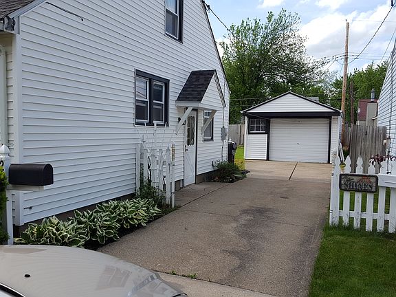 2nd image of 23 Wrexham Ct S