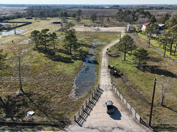 0 N Main St, Baytown, TX 77521