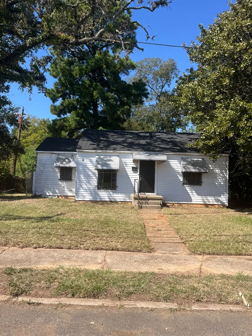 2910 Missouri Ave — Photo 1