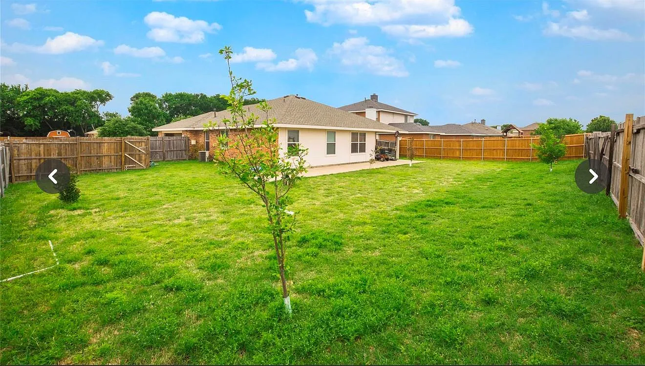 3 bed, 1736 sqft, $2,500 — Photo 2