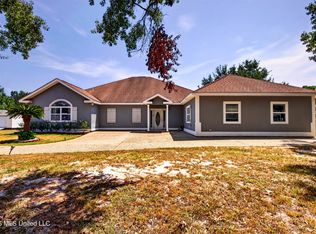 701 S Hill Ct, Biloxi, MS 39532