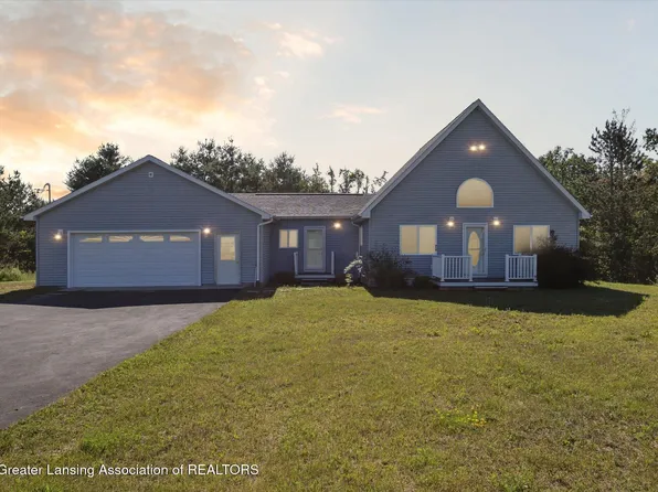 1190 Helmer Lake Rd, Fairview, MI 48621