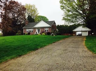 969 Amostown Rd, West Springfield, MA 01089