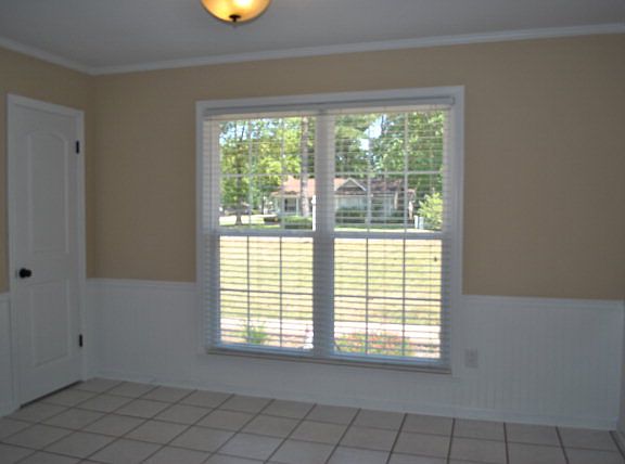 4th image of 610 Chapelwood Dr