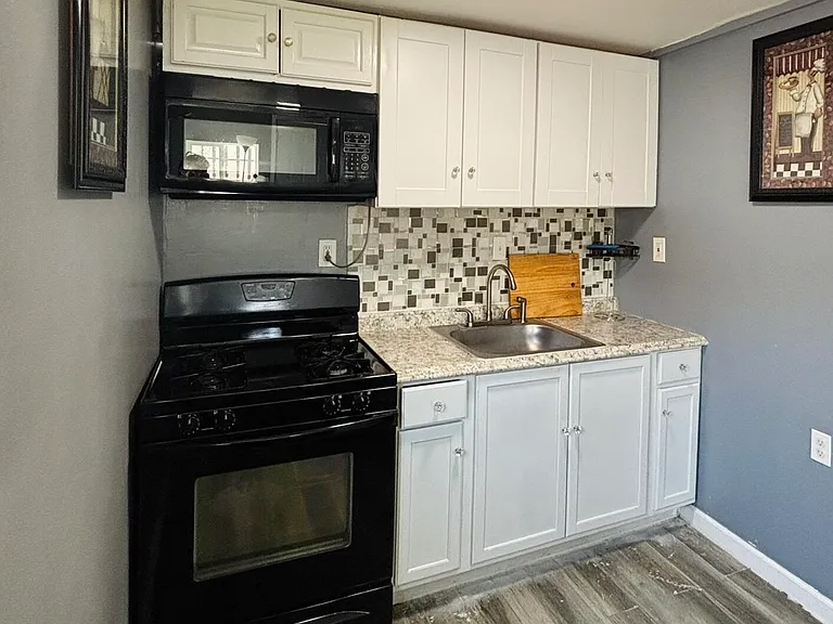 3720 W Mauna Loa Ln #STUDIO — Photo 6