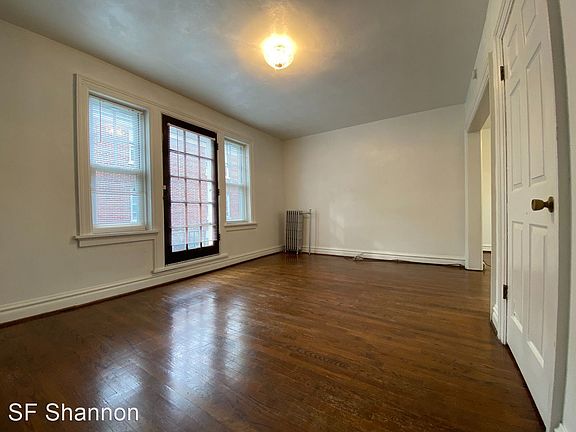 3rd image of 4137 Magnolia Ave #4