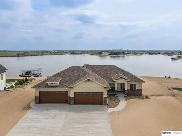 307 Osprey Ln, Ashland, NE 68003