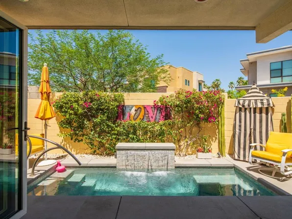 2732 Sunrise Sonata Ln, Palm Springs, CA 92262