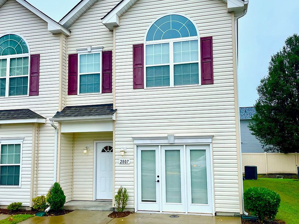 1st image of 2807 Estella Dr