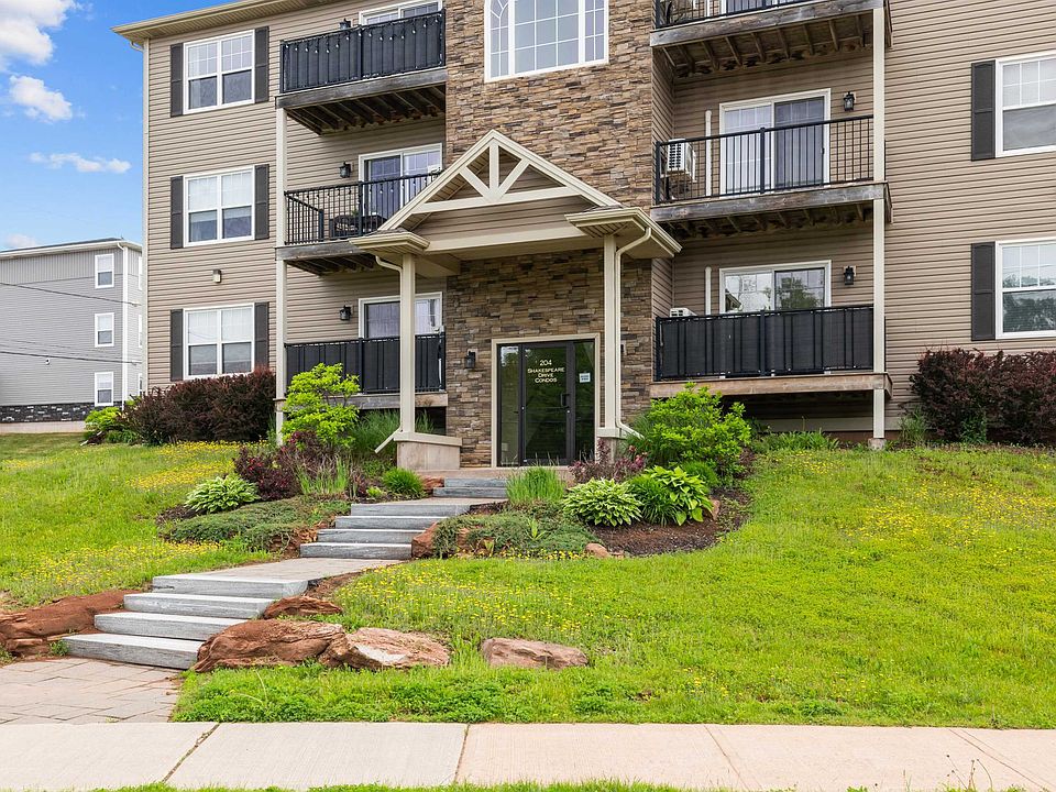 1st image of 204 Shakespeare Dr #305