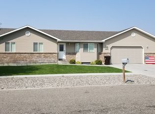 2695 N Azure Dr, Idaho Falls, ID 83401