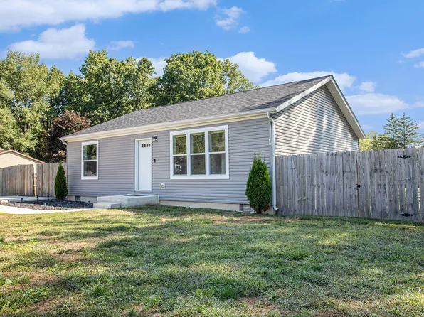 52199 Nancy Ln, Three Rivers, MI 49093