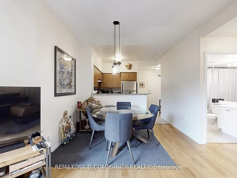 455 Rosewell Ave #101 — Photo 17