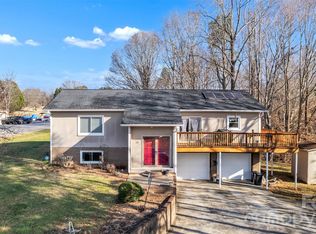 15 Mull Dr, Taylorsville, NC 28681