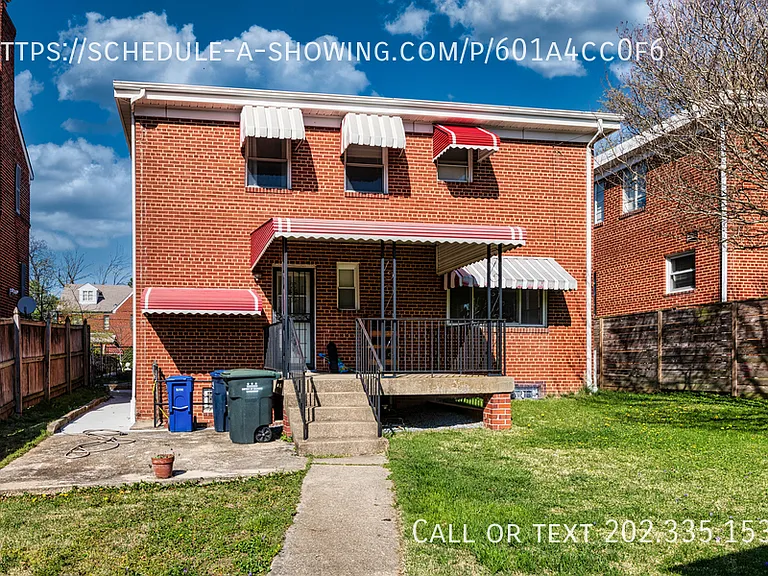 1525 Channing St NE — Photo 8