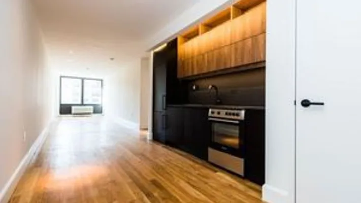 Rented by Nooklyn NYC LLC | media 92