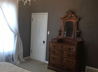 902 Wabash Ave, Carthage, IL 62321