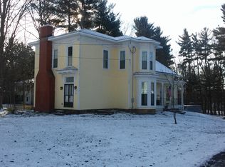 110 Claridon Rd, Chardon, OH 44024