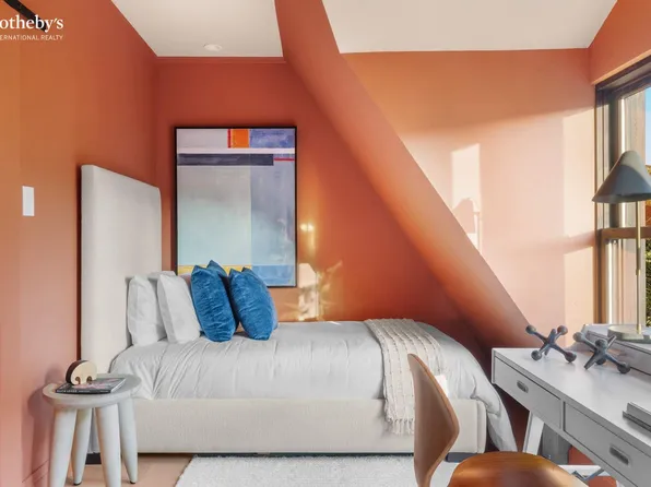 721 Saint Nicholas Avenue image 12 of 16