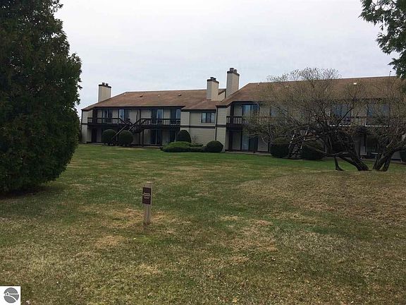 2nd image of 115 Dexter St #1