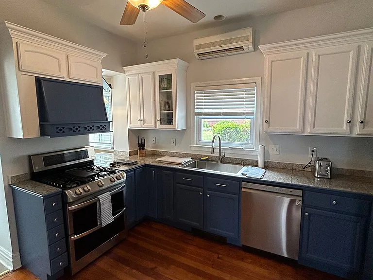 930 Ridge Ave — Photo 28