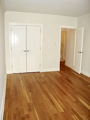 Rented by Stonehenge NYC LLC | media 19