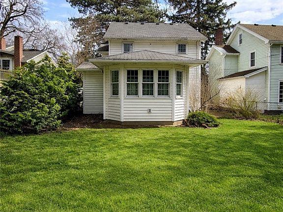 3rd image of 105 Beresford Rd