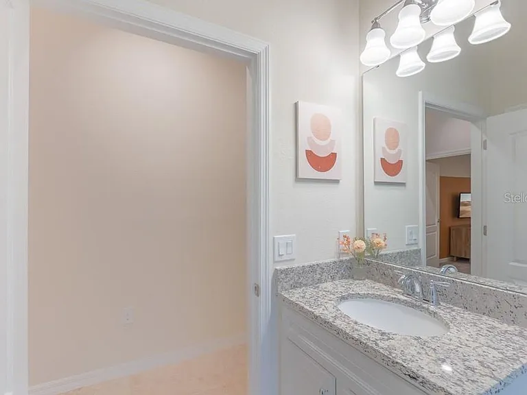 7215 Oakmoss Loop — Photo 24