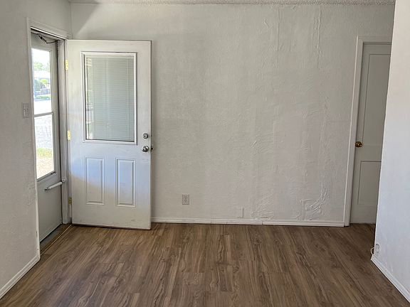 5th image of 2903 Bay State Ave