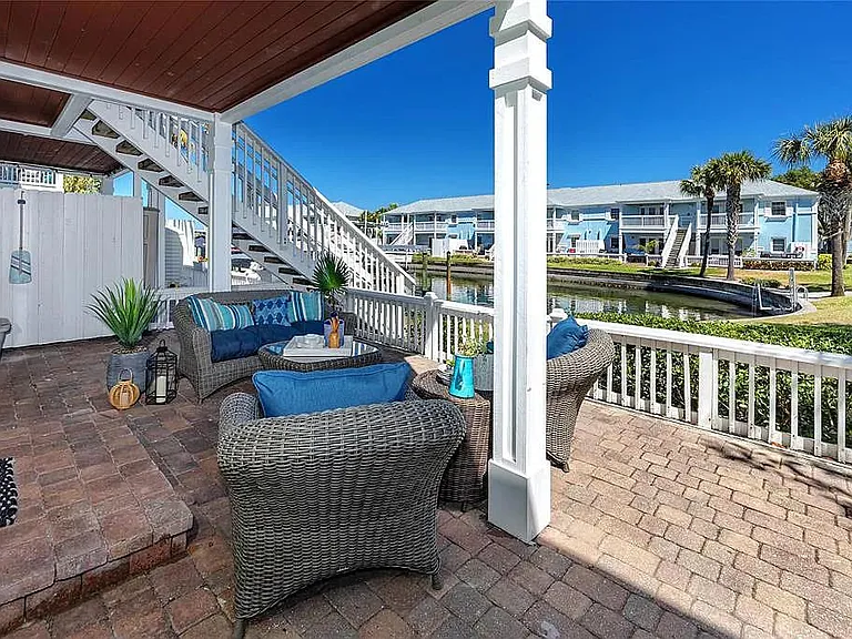 5231 Beach Dr SE #B — Photo 19