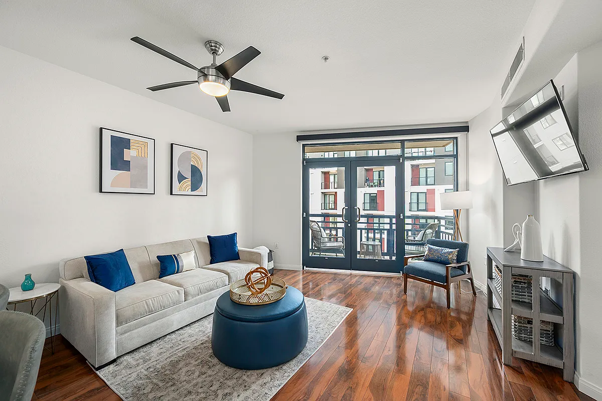1 bed, 606 sqft, $4,000 — Photo 4