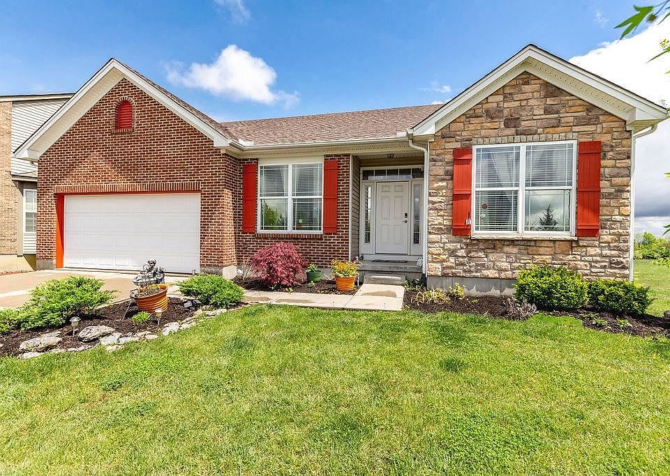 1st image of 1052 Arbor Springs Dr