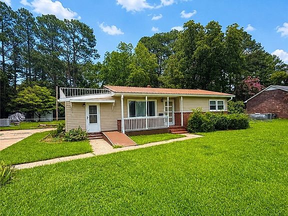 2nd image of 2133 Al Ray Rd