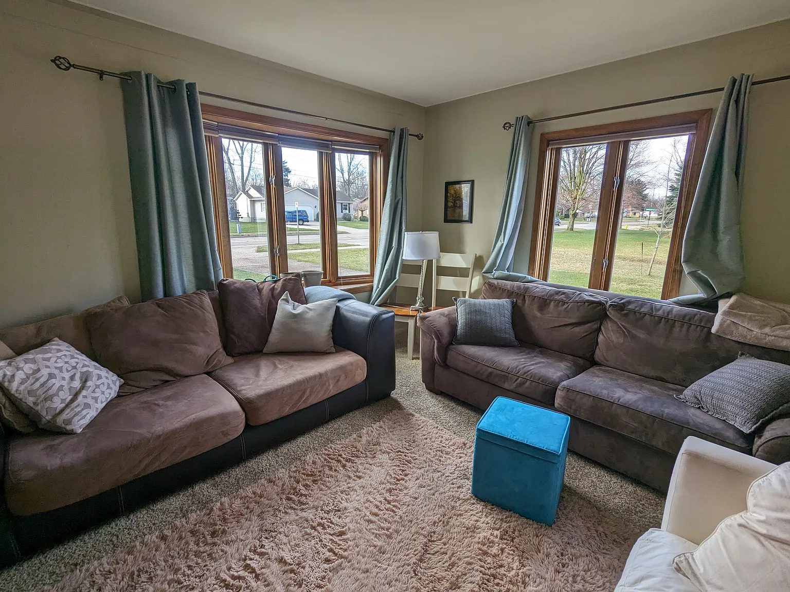 4 bed, 2.5 bath, 2400 sqft, $1,250 — Photo 4