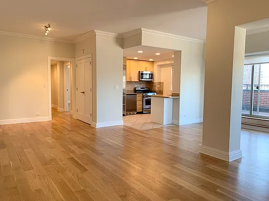 Rented by Stonehenge NYC LLC | media 3