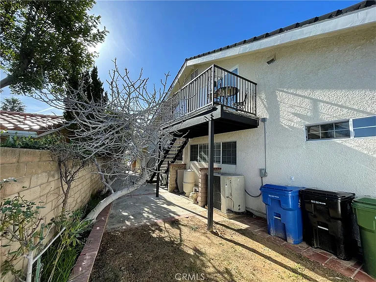 19153 Clymer St — Photo 16