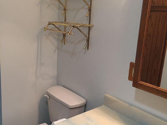 4th image of 1431 Brentwood Dr