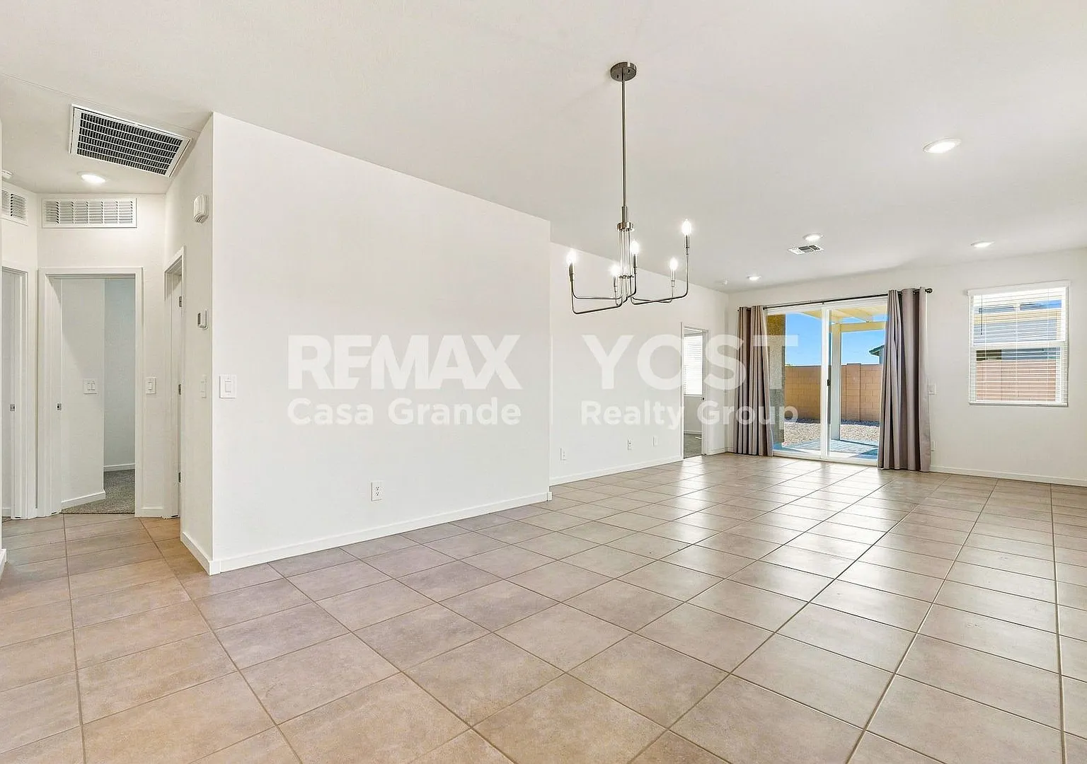 Modern Comfort with Room to Relax — Photo 2