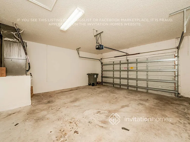 9496 Lago Dr — Photo 14