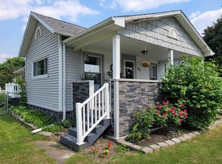 207 S Maple St, Webberville, MI 48892