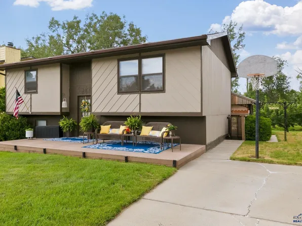 3309 Hall St, Rapid City, SD 57702