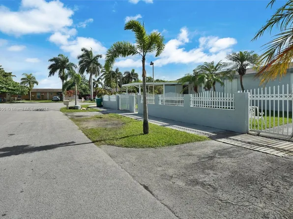 30605 SW 157th Ct, Homestead, FL 33033