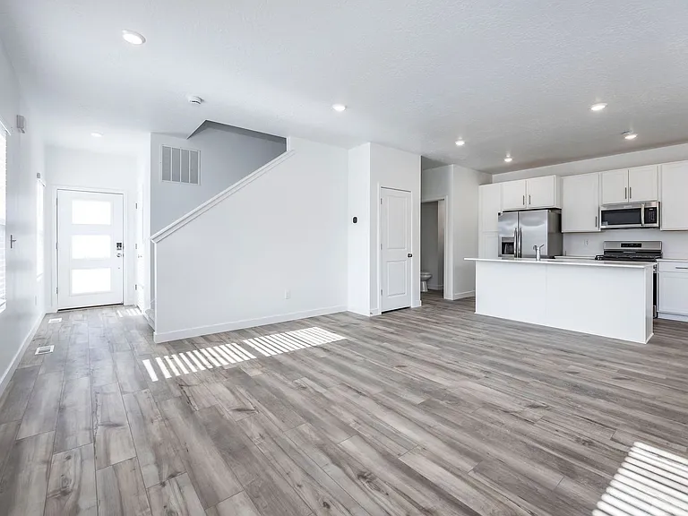 2354 N Canal View Ln — Photo 4